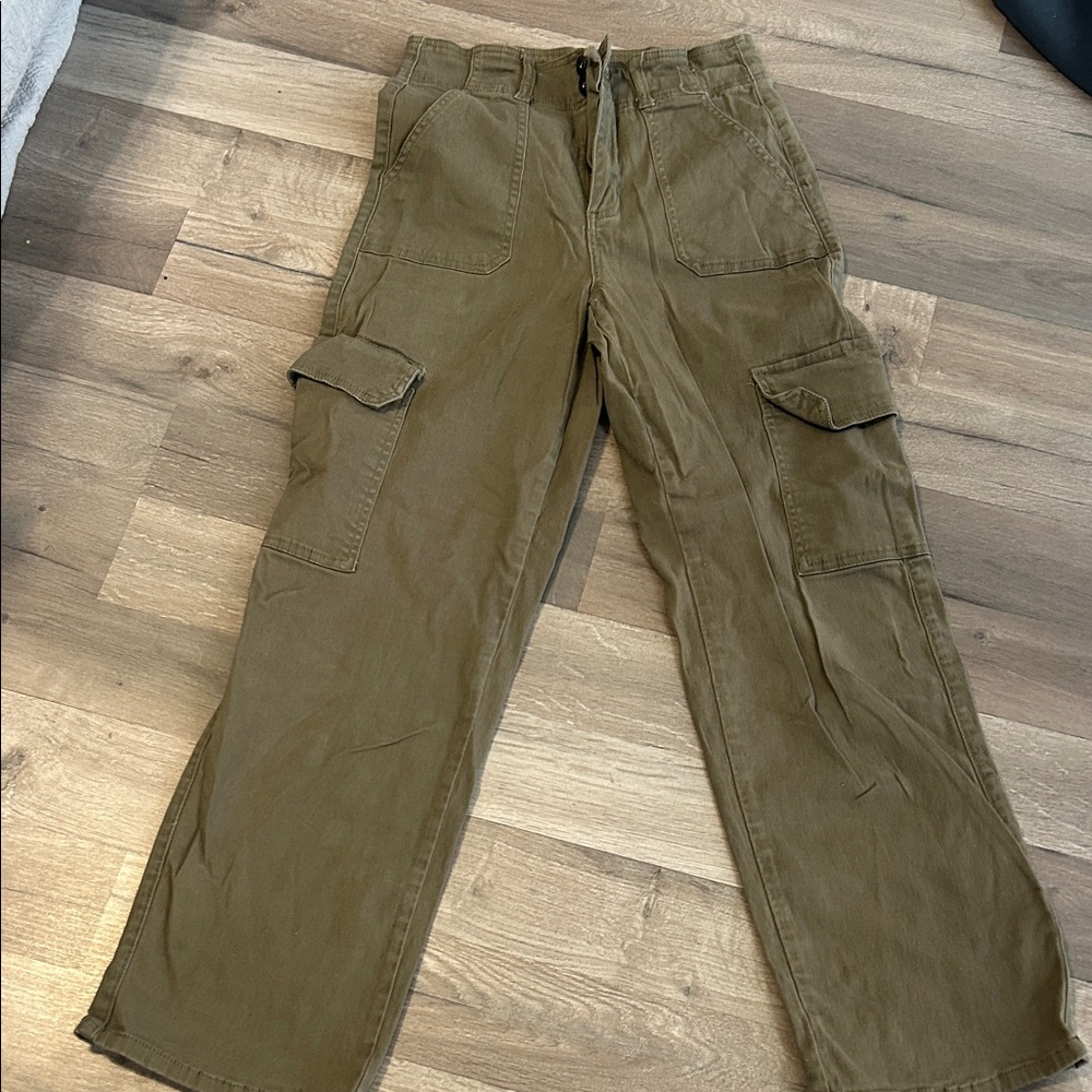 Woman cargo